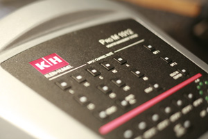 Klein + Hummel Monitor Controller